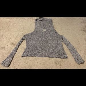 long sleeve mesh sheet pullover